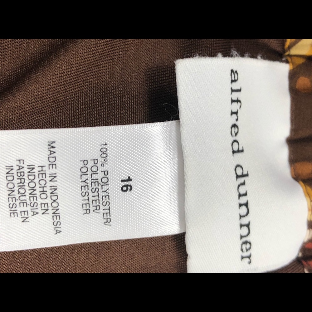 NWOT Alfred Dunner pleated Skirt - Picture 3 of 5